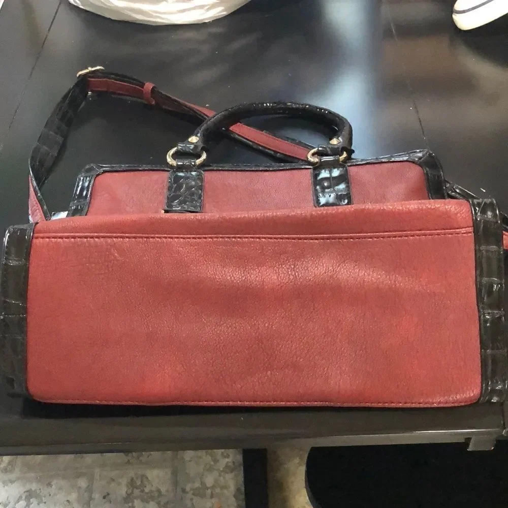 Black Rivet Purse